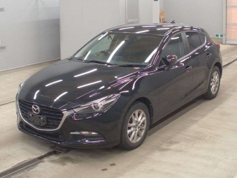
								Mazda Axela Sports 2018 Diesel full									