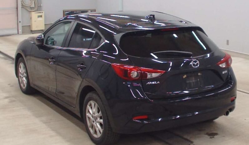 
								Mazda Axela Sports 2018 Diesel full									