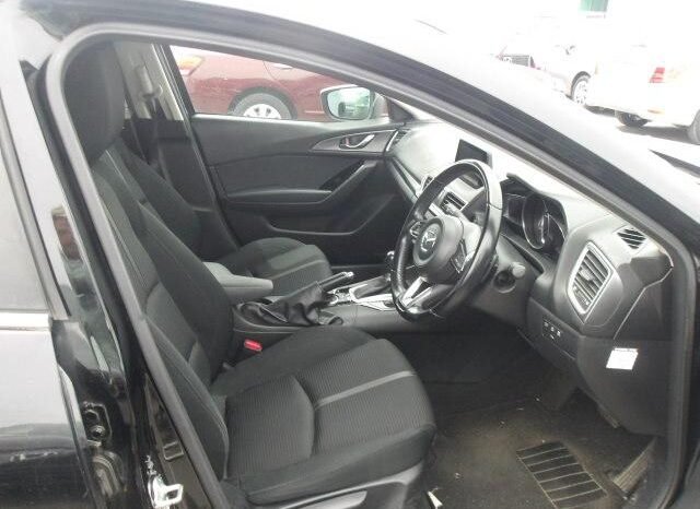 
								Mazda Axela Sports 2018 Diesel full									