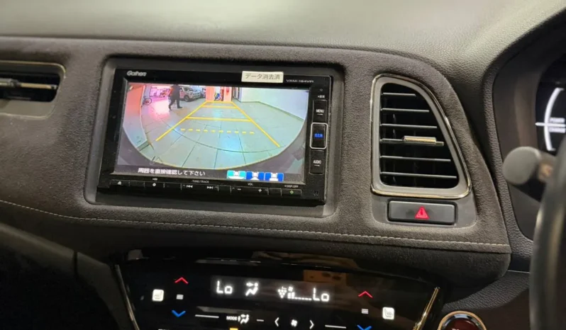 
								Honda Vezel RS Hybrid 2018 full									