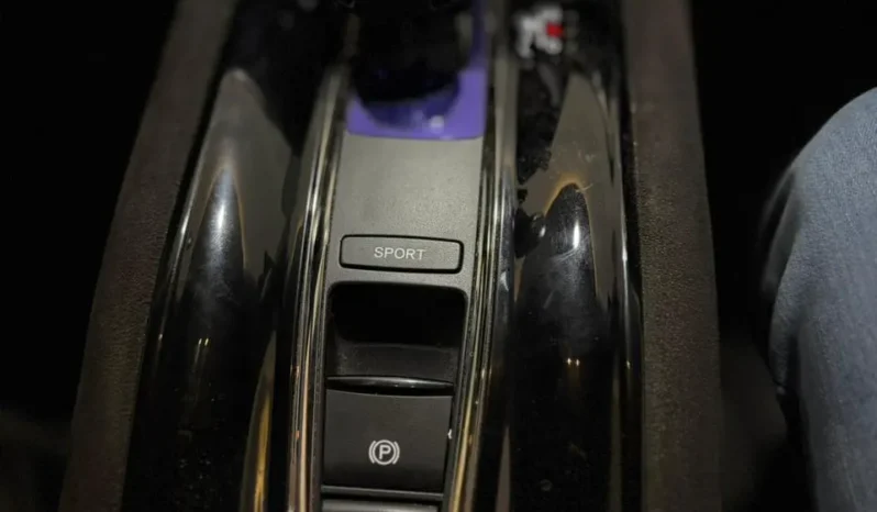 
								Honda Vezel RS Hybrid 2018 full									