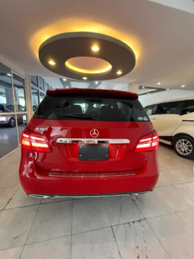 Mercedes Benz B-180 AMG 2018