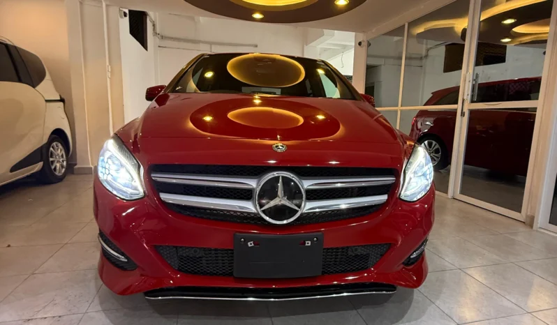 
								Mercedes Benz B-180 AMG 2018 full									
