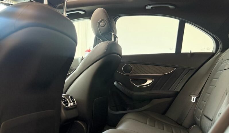 
								Mercedes Benz C-200 AMG 2019 full									
