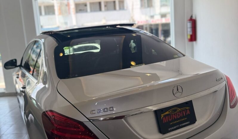
								Mercedes Benz C-200 AMG 2019 full									