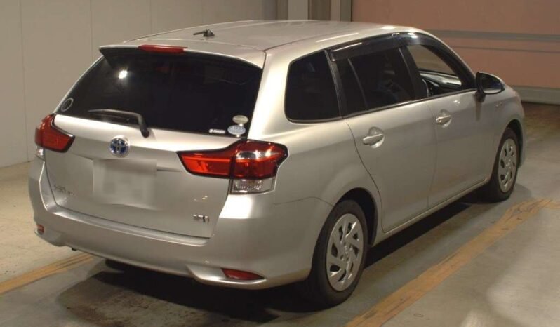 
								Toyota Corolla Fielder Hybrid 2018 full									