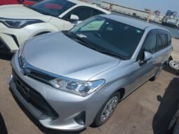 Toyota Corolla Fielder Hybrid 2018
