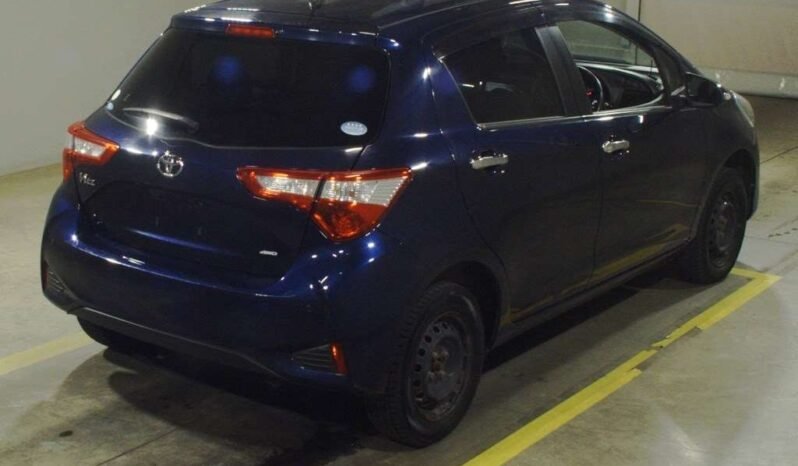 
								Toyota Vitz 2018 1300cc full									