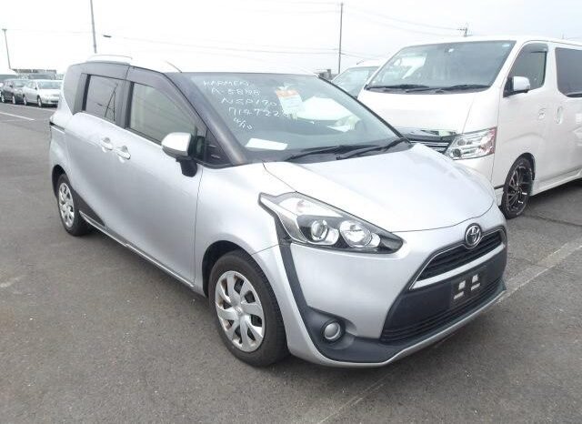 Toyota Sienta 2018 Silver In Kenya