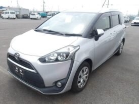 Toyota Sienta 2018