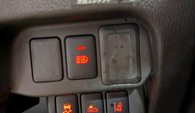 
								Nissan Dayz Highway Star 2018 full									