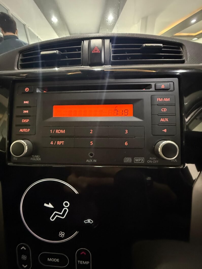 
								Nissan Dayz Highway Star 2018 full									