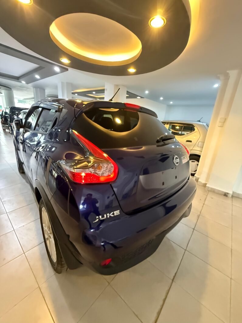 
								Nissan Juke 2018 full									
