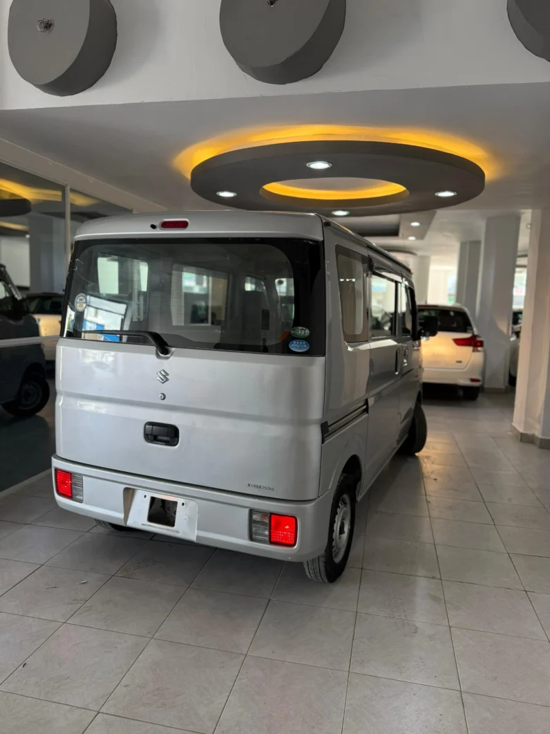 
								Suzuki Every 2018 full									