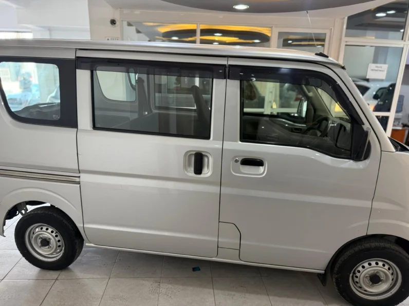 
								Suzuki Every 2018 full									
