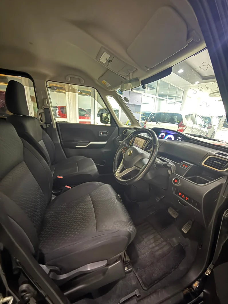 
								Suzuki Solio Bandit Hybrid 2018 full									