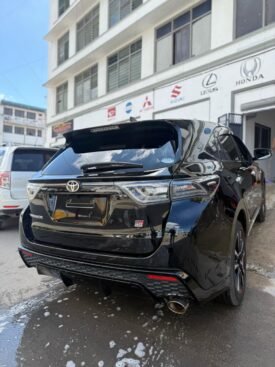 Toyota Harrier GR Sport 2018
