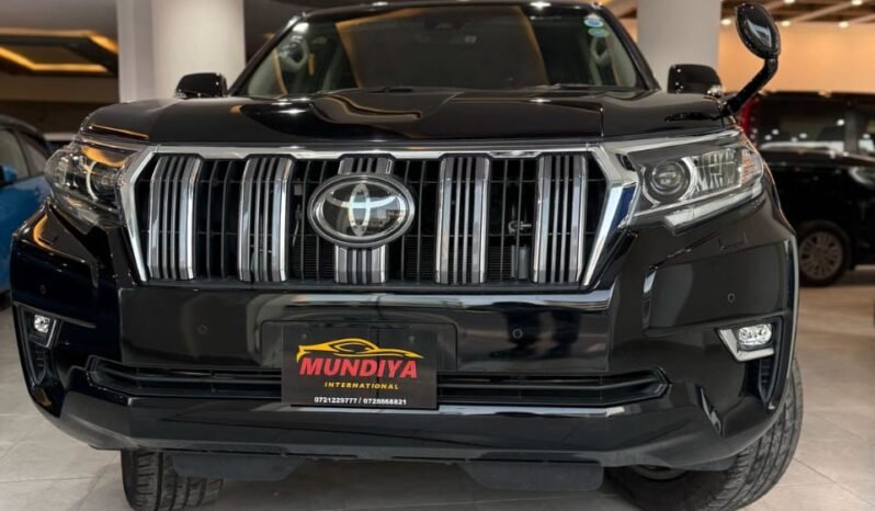 
								Toyota Land Cruiser Prado TXL 2019 full									