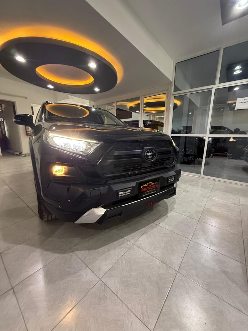 
								Toyota RAV4 Adventure 2020 TRD Edition full									