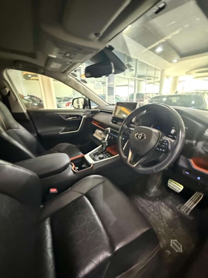 
								Toyota RAV4 Adventure 2020 TRD Edition full									
