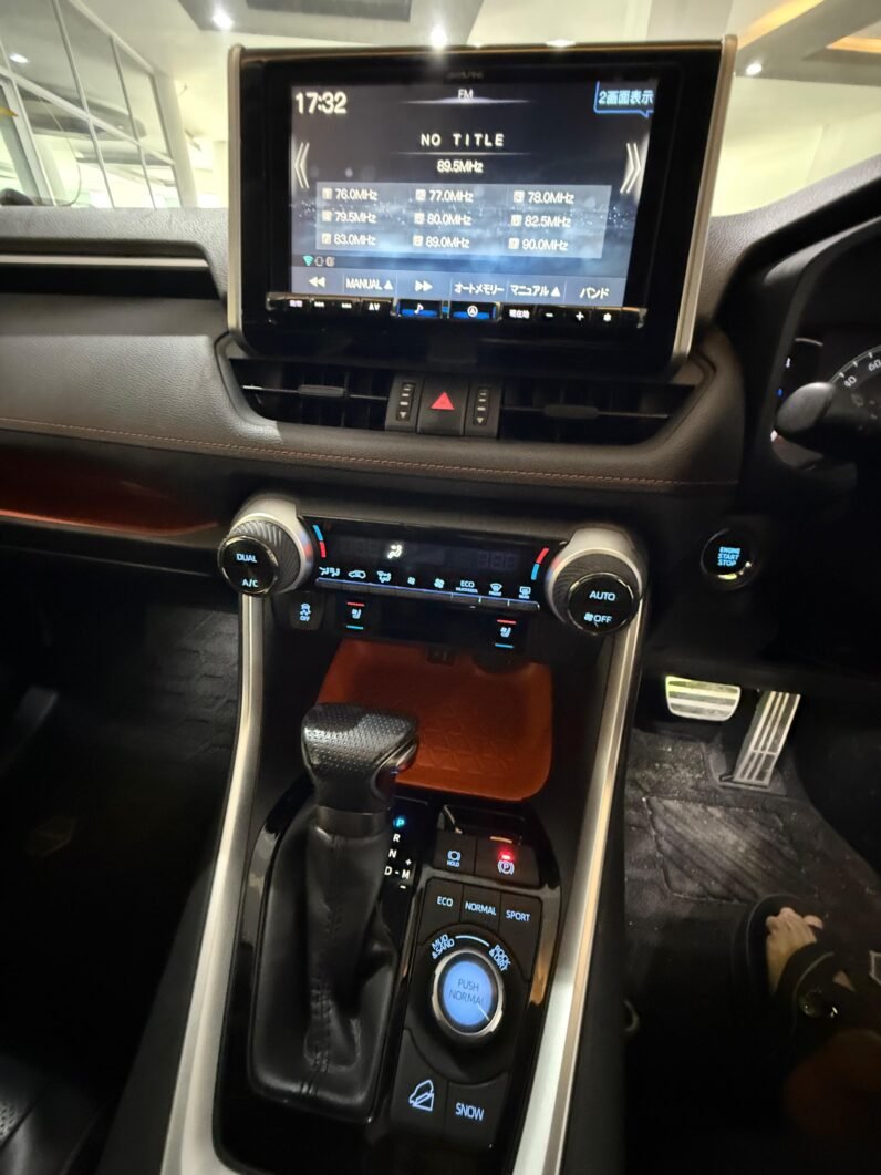 
								Toyota RAV4 Adventure 2020 TRD Edition full									