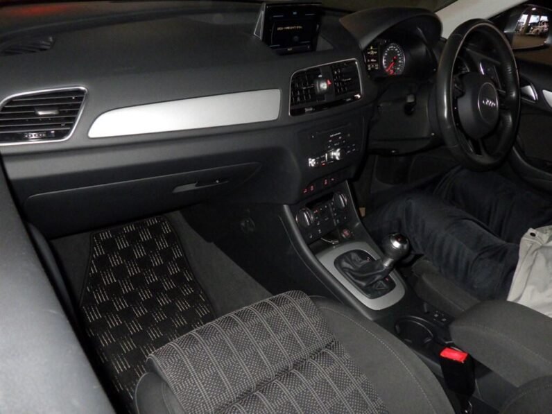 
								Audi Q3 2018 full									