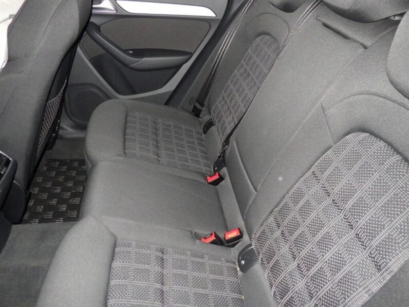 
								Audi Q3 2018 full									