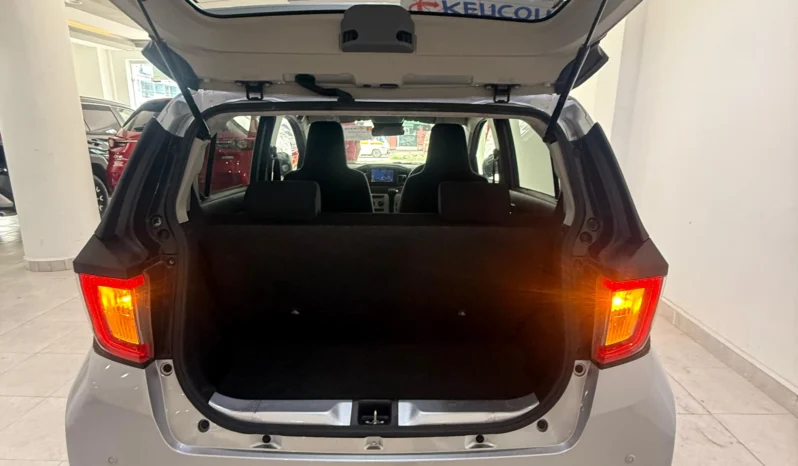 
								Daihatsu Mira e:S 2018 full									