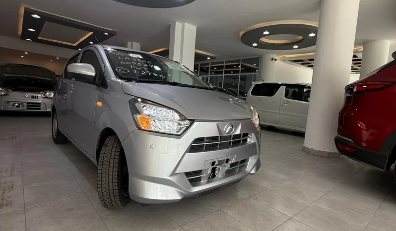 
								Daihatsu Mira e:S 2018 full									