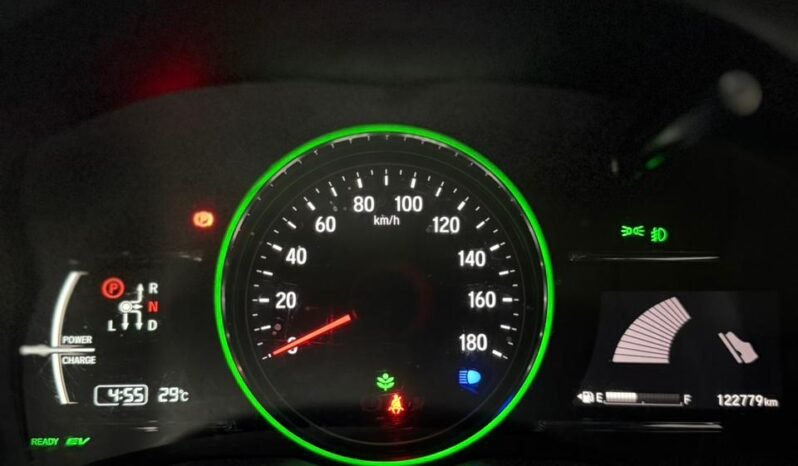 
								Honda Vezel RS Hybrid 2018 full									