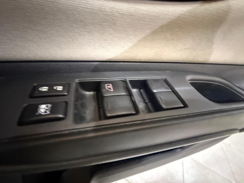 
								Nissan Note E-Power 2019 full									