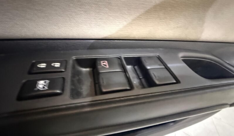 
								Nissan Note E-Power 2019 full									