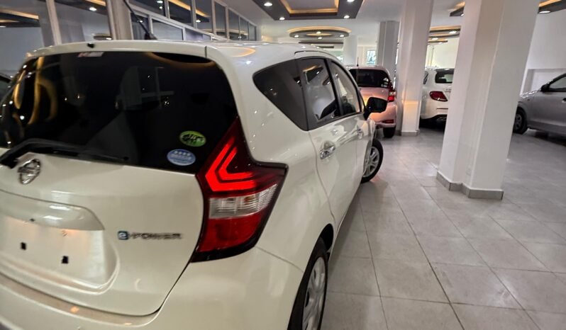 
								Nissan Note E-Power 2019 full									
