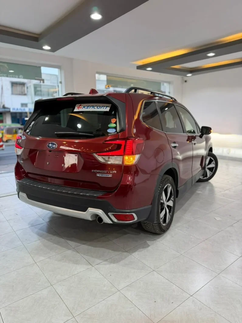 
								Subaru Forester E-Boxer 2018 Advance full									