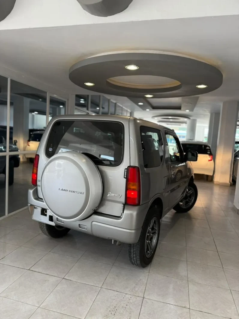 
								Suzuki Jimny Land Venture 2018 full									