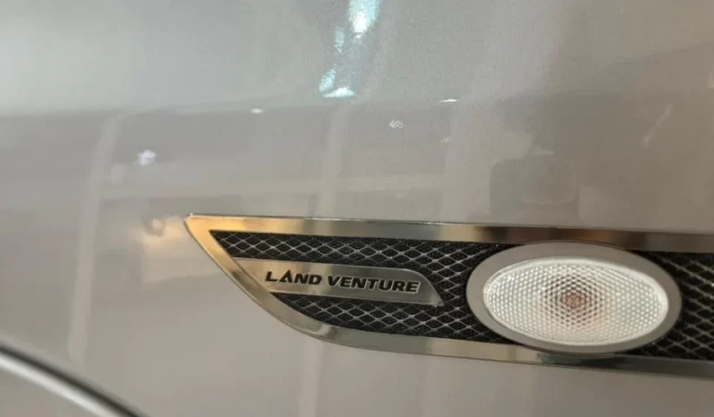 
								Suzuki Jimny Land Venture 2018 full									