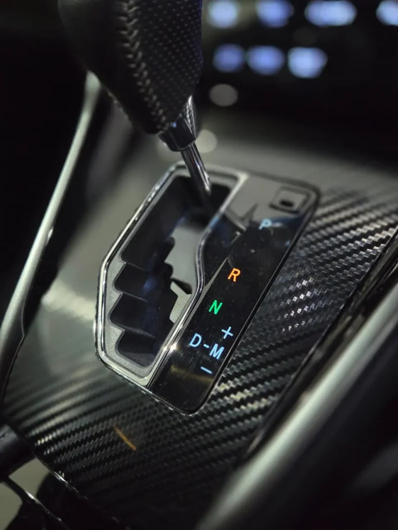 
								Toyota Harrier Elegance GR Sport 2018 full									