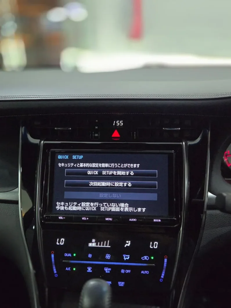 
								Toyota Harrier Elegance GR Sport 2018 full									