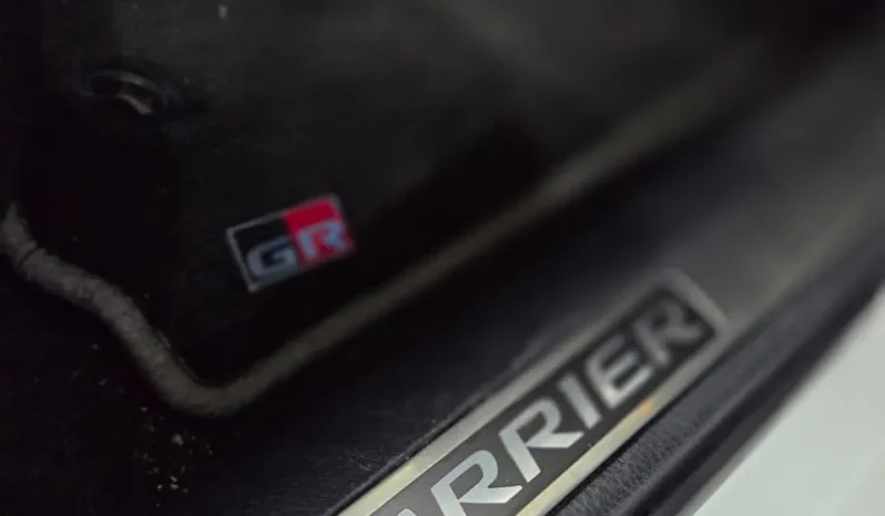 
								Toyota Harrier Elegance GR Sport 2018 full									