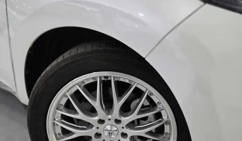 
								Toyota Harrier Elegance GR Sport 2018 full									