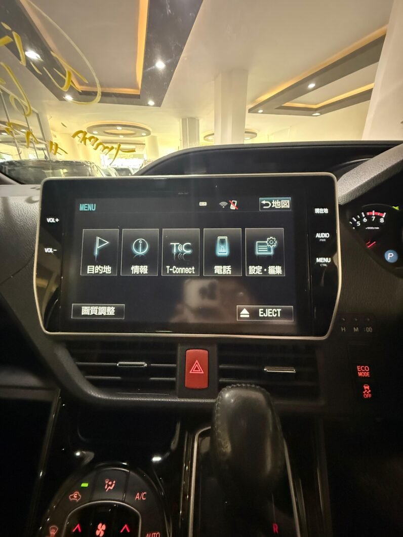 
								Toyota Noah 2018 full									