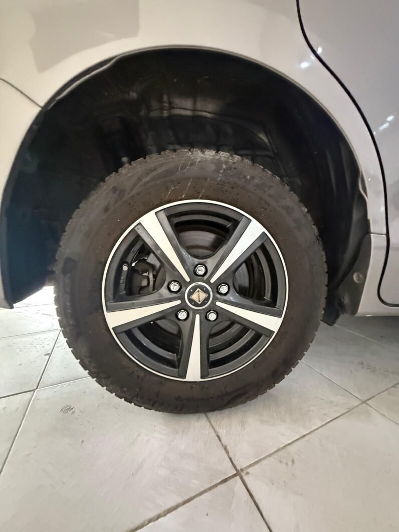 
								Toyota Noah 2018 full									
