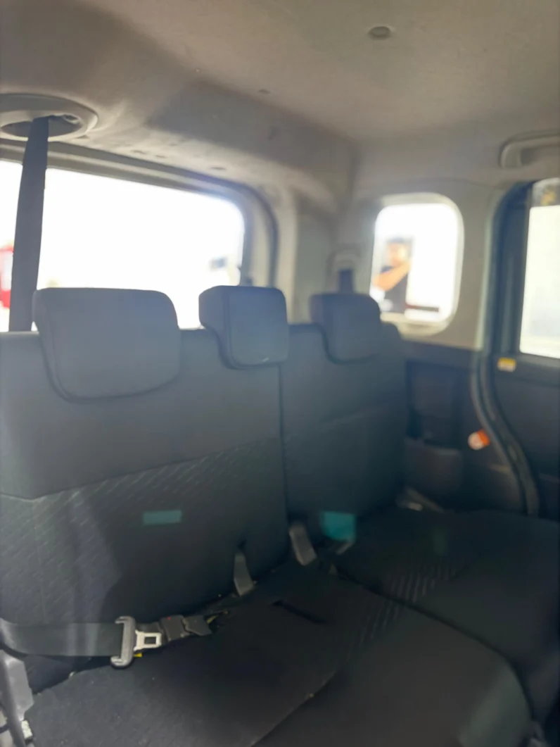 
								Toyota Roomy 2018 full									