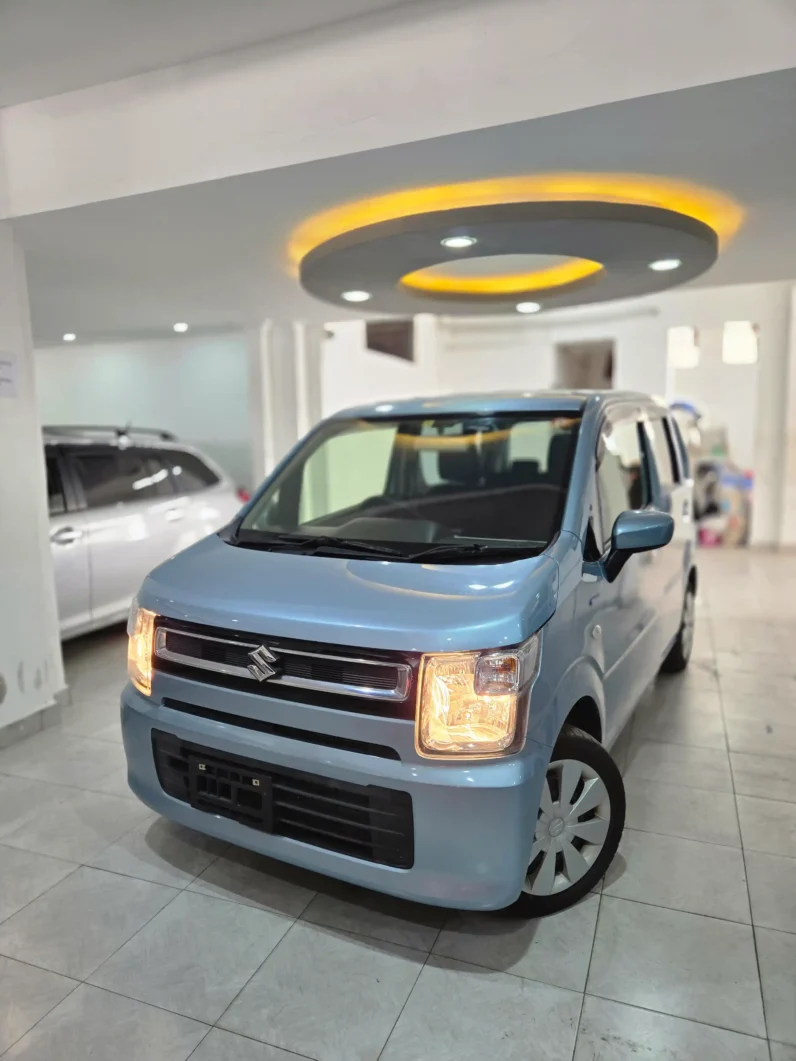 
								Suzuki Wagon R Hybrid 2019 full									