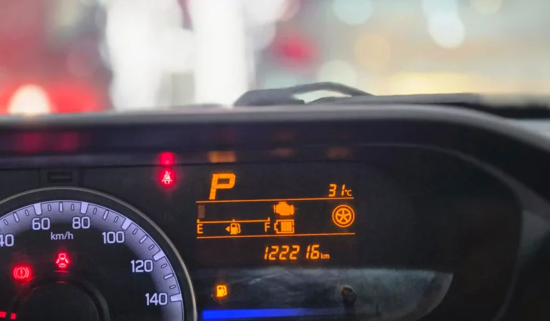 
								Suzuki Wagon R Hybrid 2019 full									