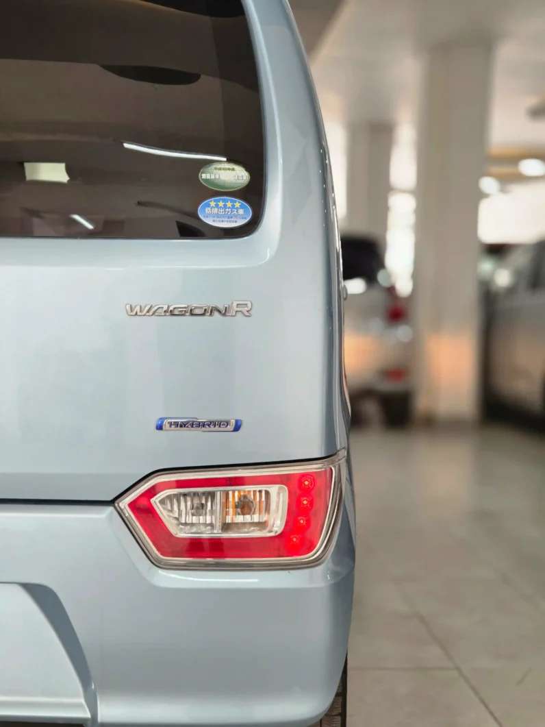 
								Suzuki Wagon R Hybrid 2019 full									