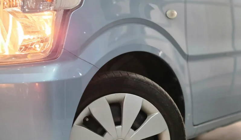 
								Suzuki Wagon R Hybrid 2019 full									