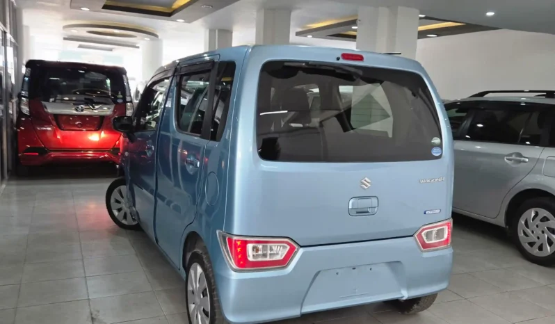 
								Suzuki Wagon R Hybrid 2019 full									