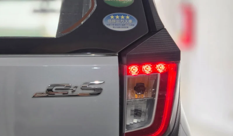 
								Daihatsu Mira e:S 2018 full									