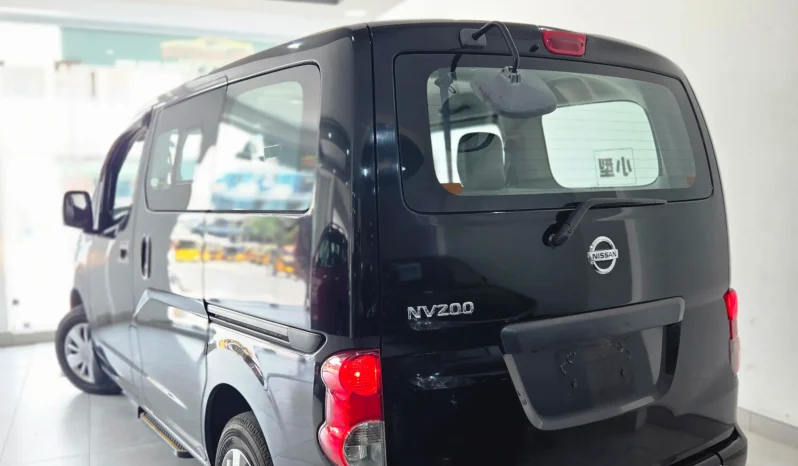 
								Nissan NV200 2018 full									